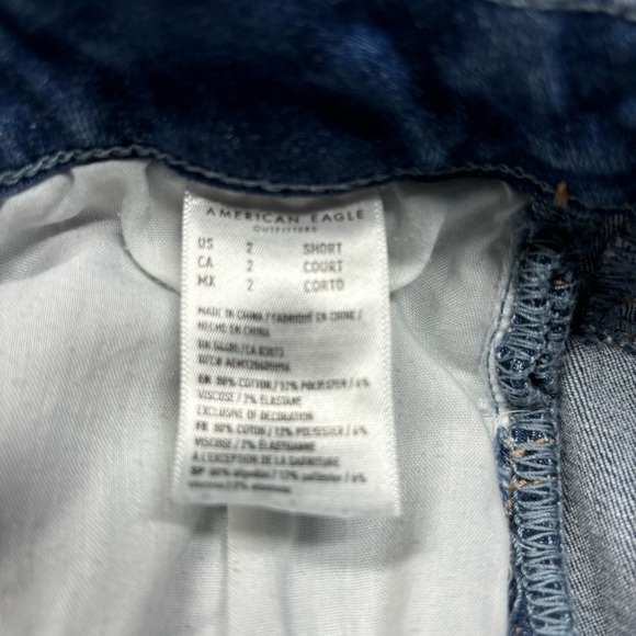 American Eagle Jeans Womens 2 Short Curvy Hi Rise Jegging Stretch Distressed - Picture 4 of 6